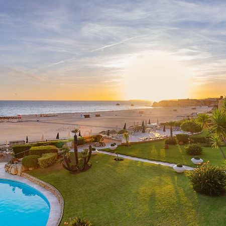 Algarve Casino Hotel Портиман Екстериор снимка Sunset at the beach
