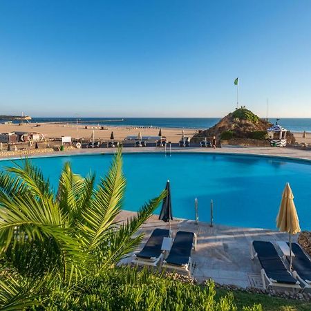 Algarve Casino Hotel Портиман Екстериор снимка The beach of the resort