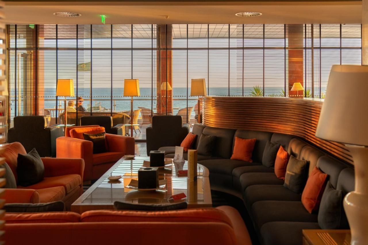 Algarve Casino Hotel Портиман Екстериор снимка The lounge at the airport