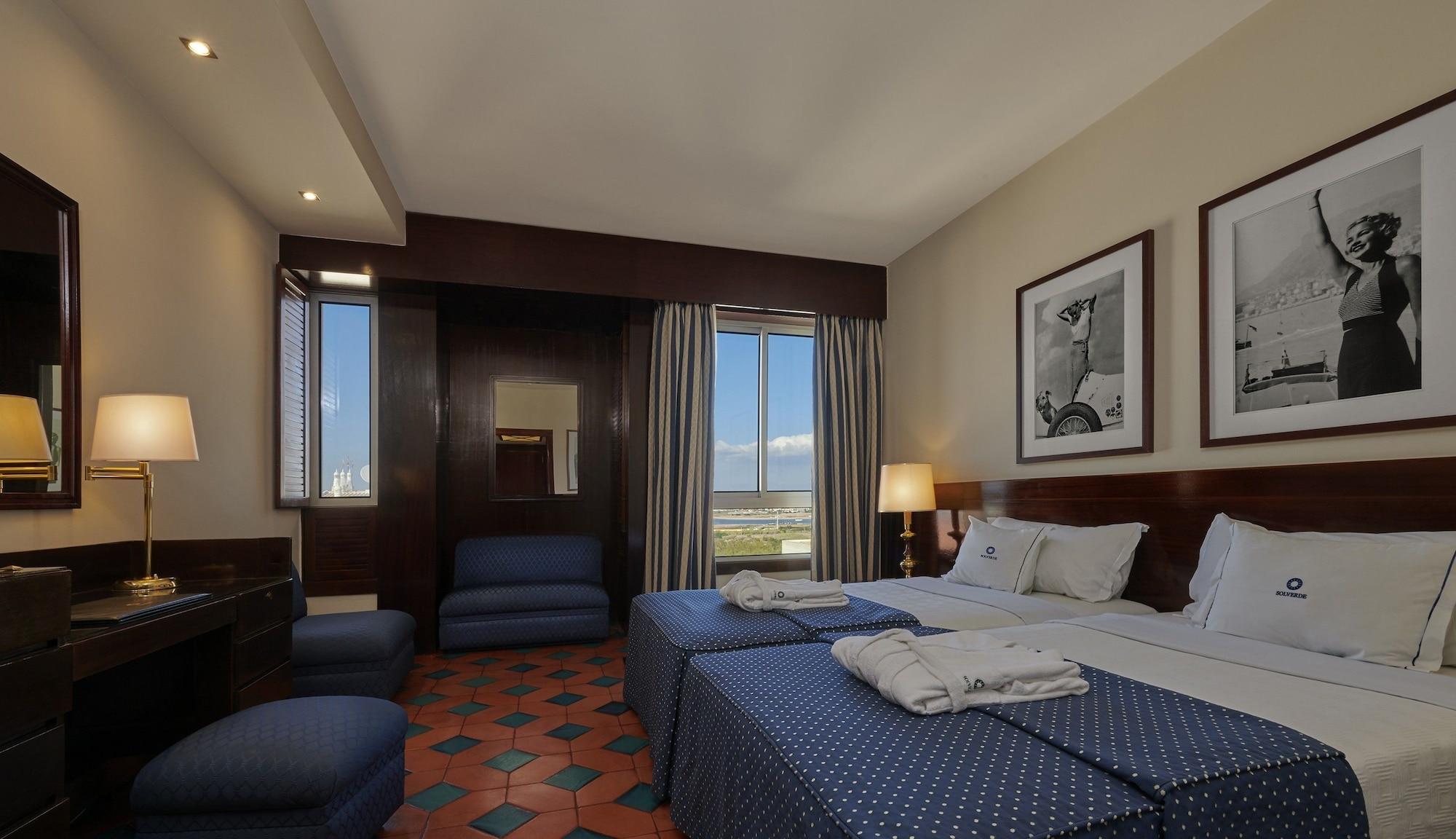 Algarve Casino Hotel Портиман Екстериор снимка A room at the hotel