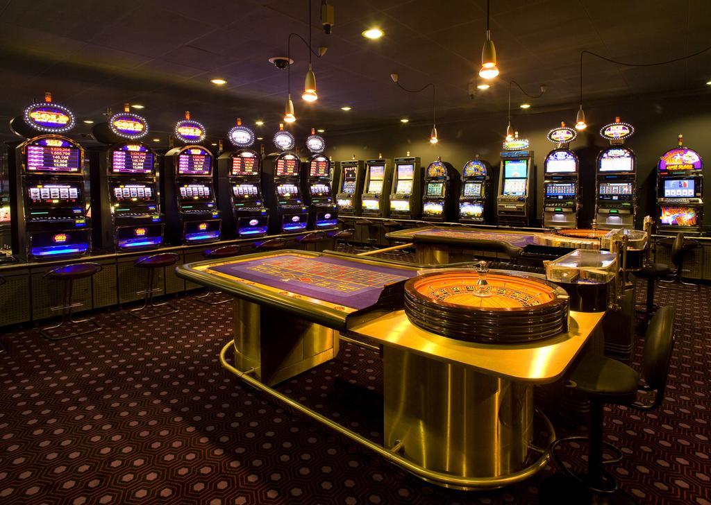 Algarve Casino Hotel Портиман Екстериор снимка Casino Slots