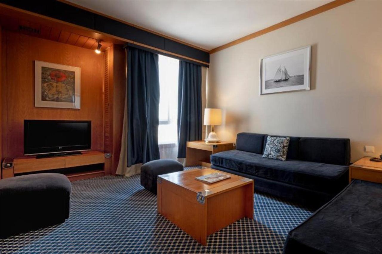 Algarve Casino Hotel Портиман Екстериор снимка Living room